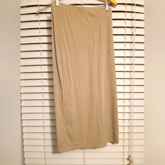 Cider Large beige top and dress set - Picture 3 of 7